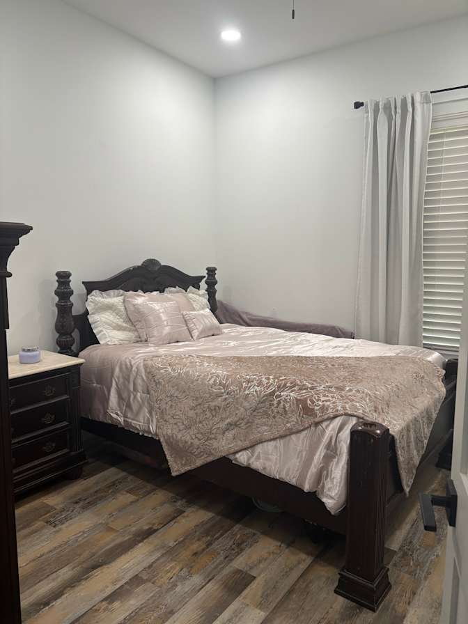 Tracie Zachary's room