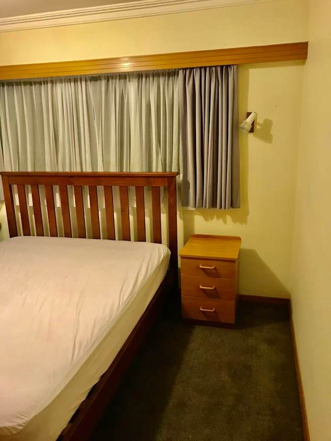 paul's room