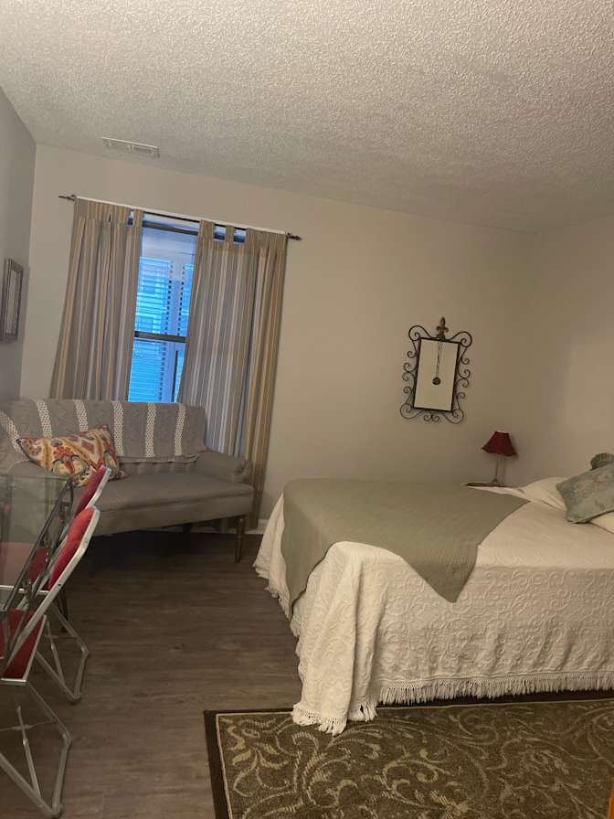 Brooksie D Wells's room