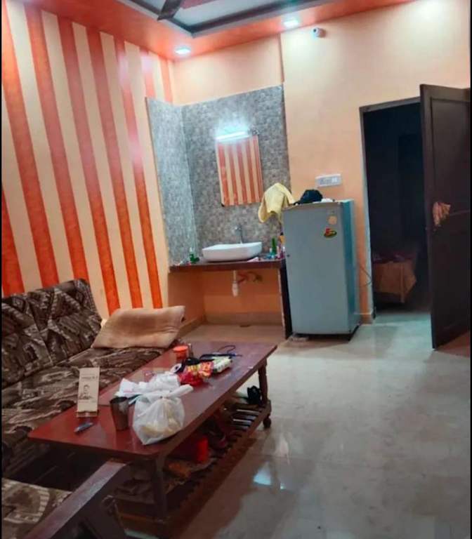 Tishaa Khandelwal's room