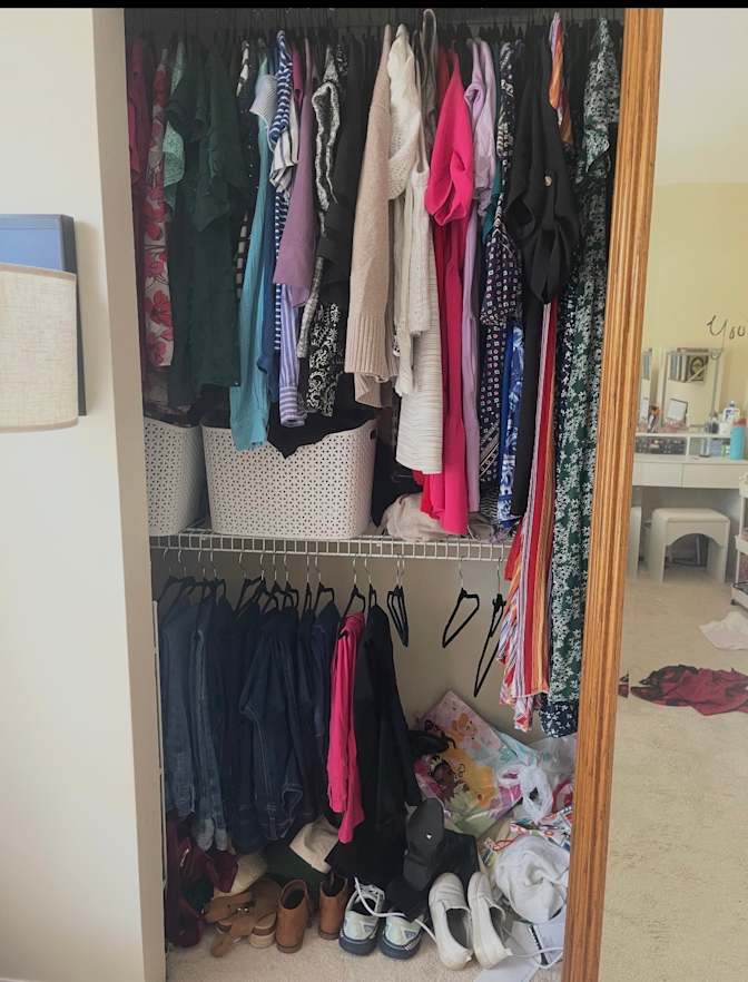 Kamilah M's room