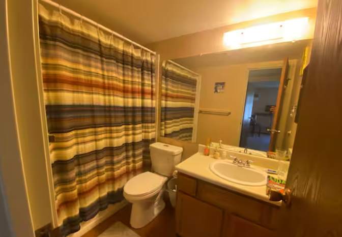Thomas Rokita's room