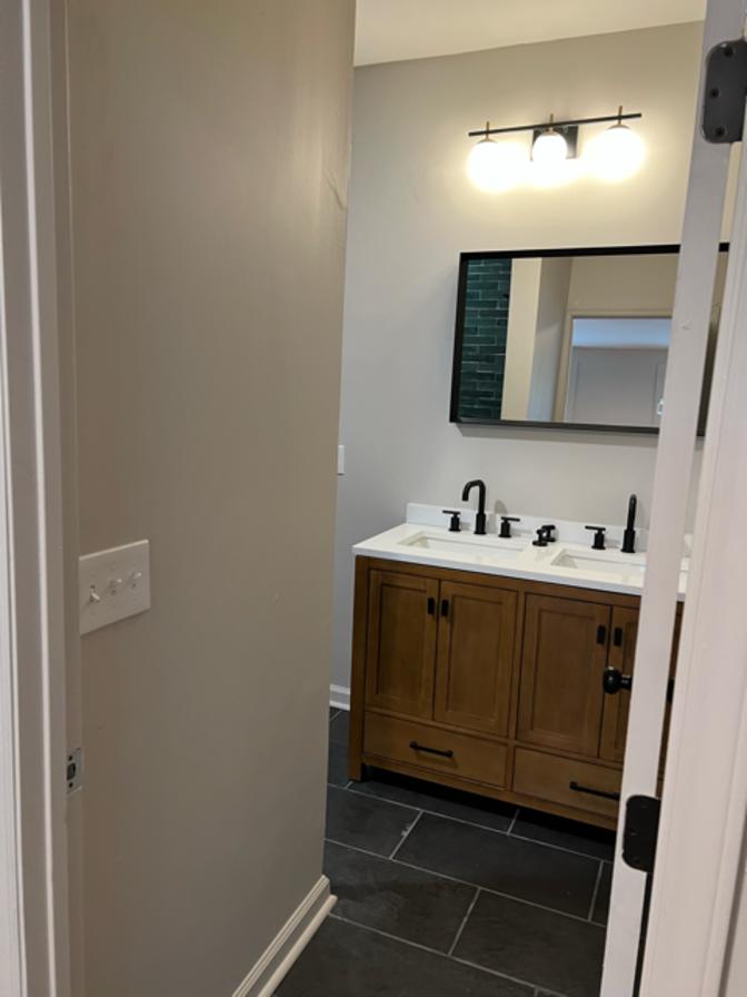 Alcove Rooms's room