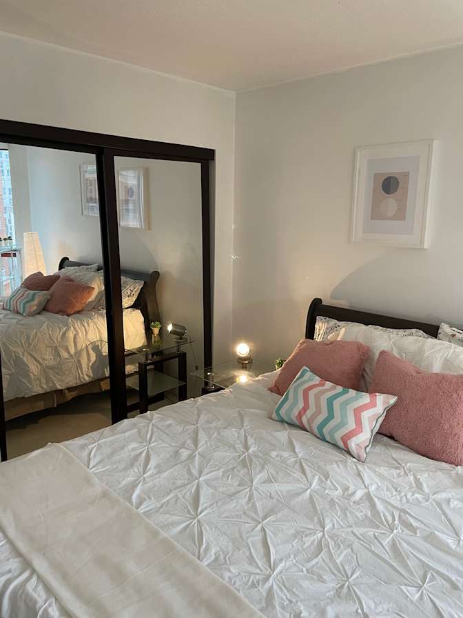 Van House's room