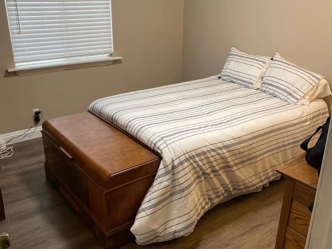 Kirk's room