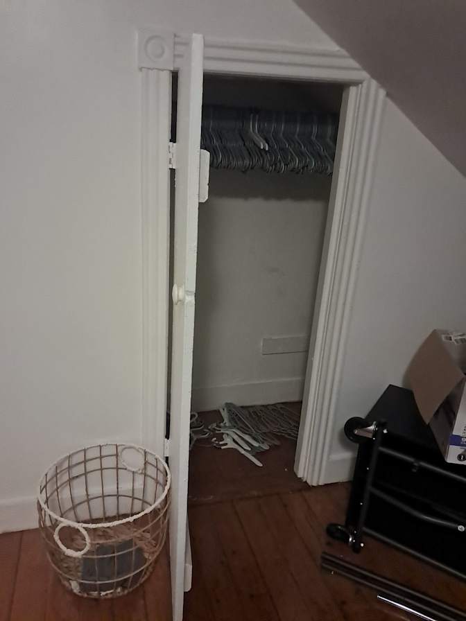 Malik's room