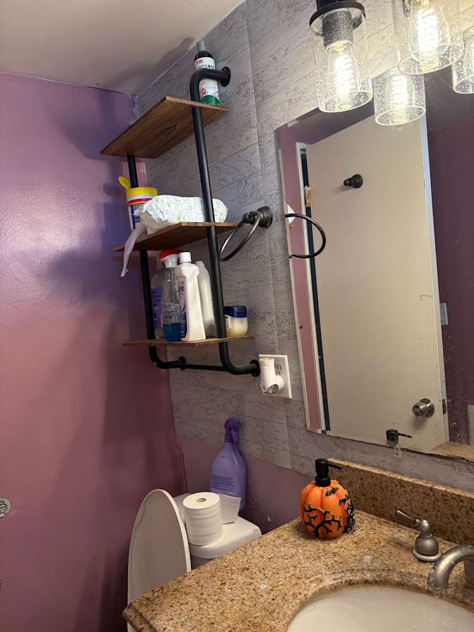 Kayla's room