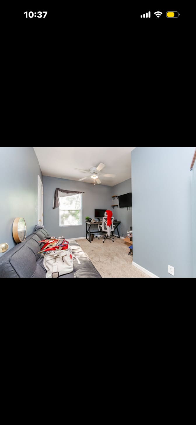 Erik's room