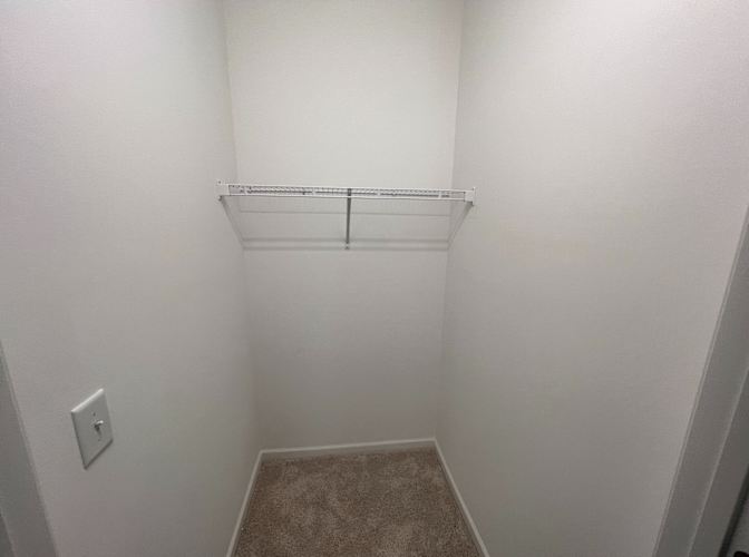Alcove Rooms's room