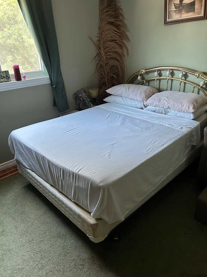 Anne Gibbard  Oshawa's room