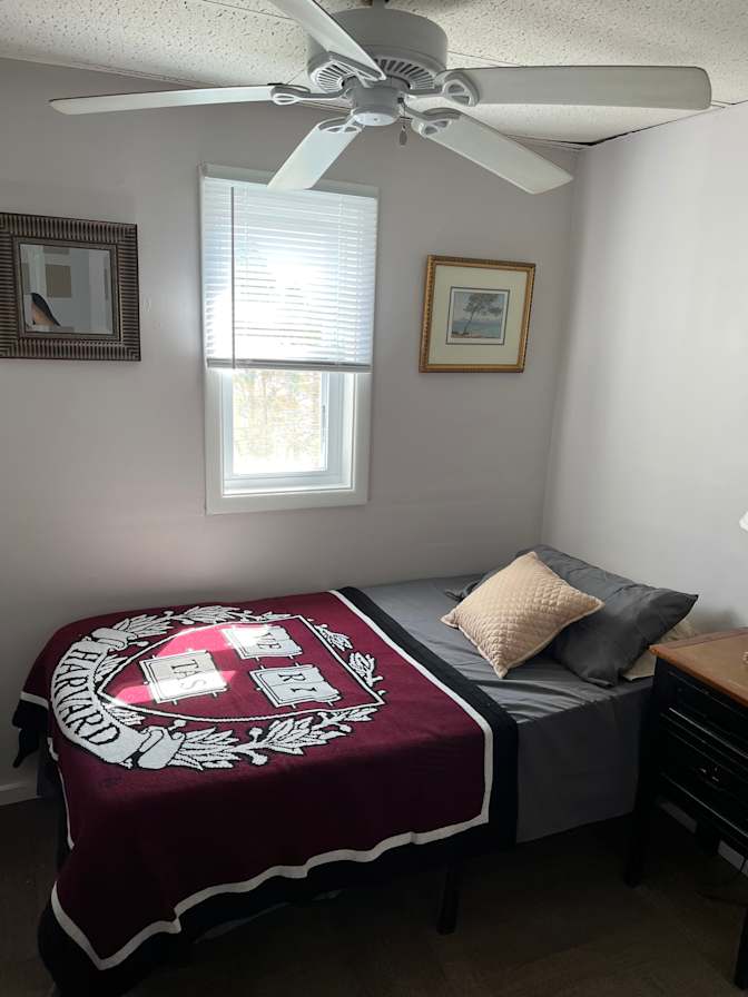 Thomas's room