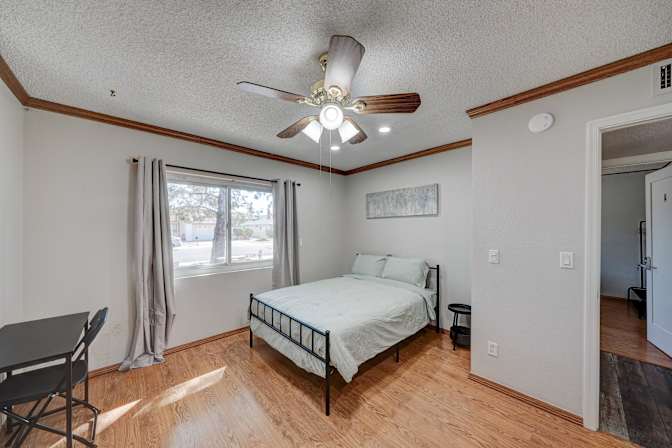 PadSplit's room