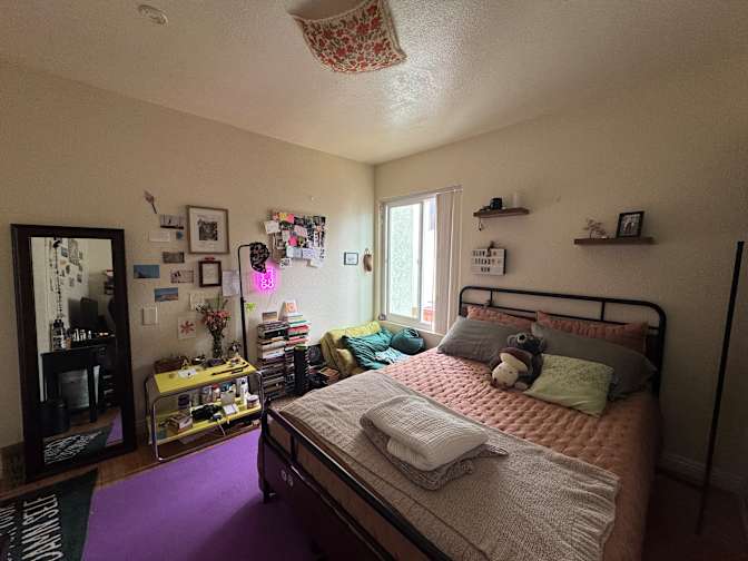 Alyssa's room
