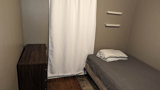 Ernesto's room