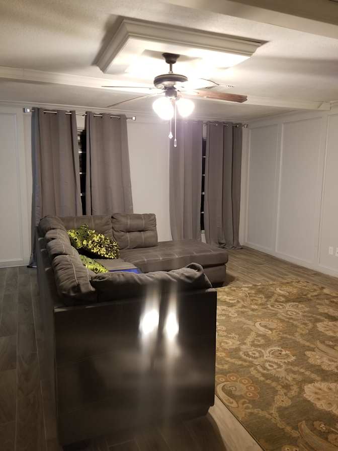Dee's room