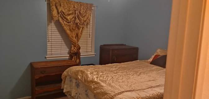 Linda's room