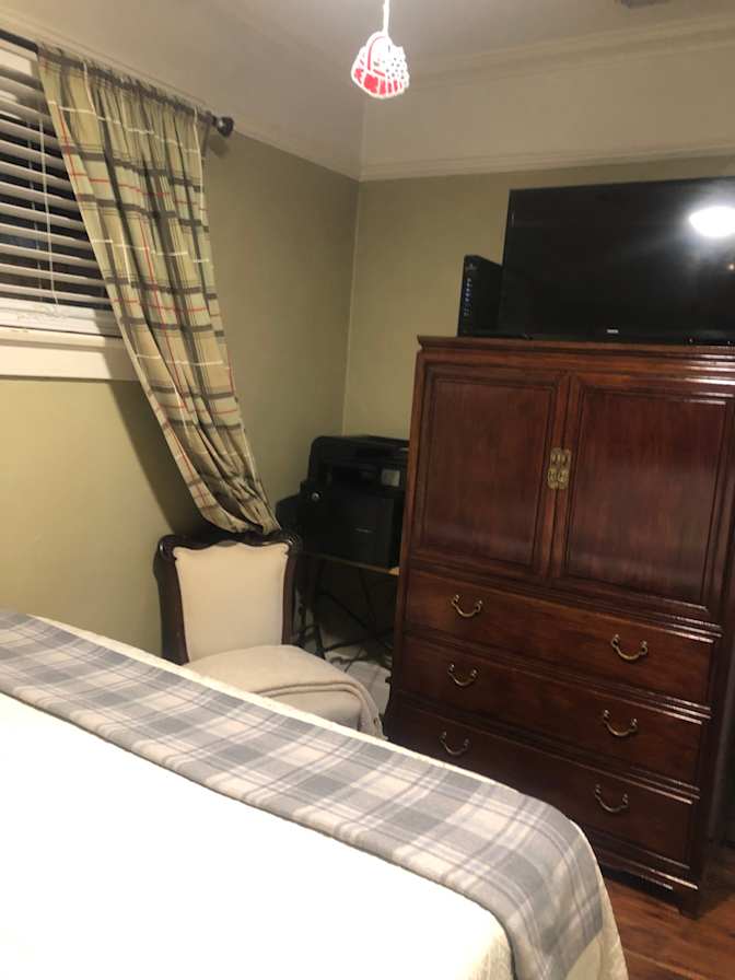 Linda's room