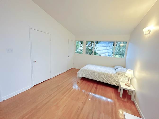 Shirin's room