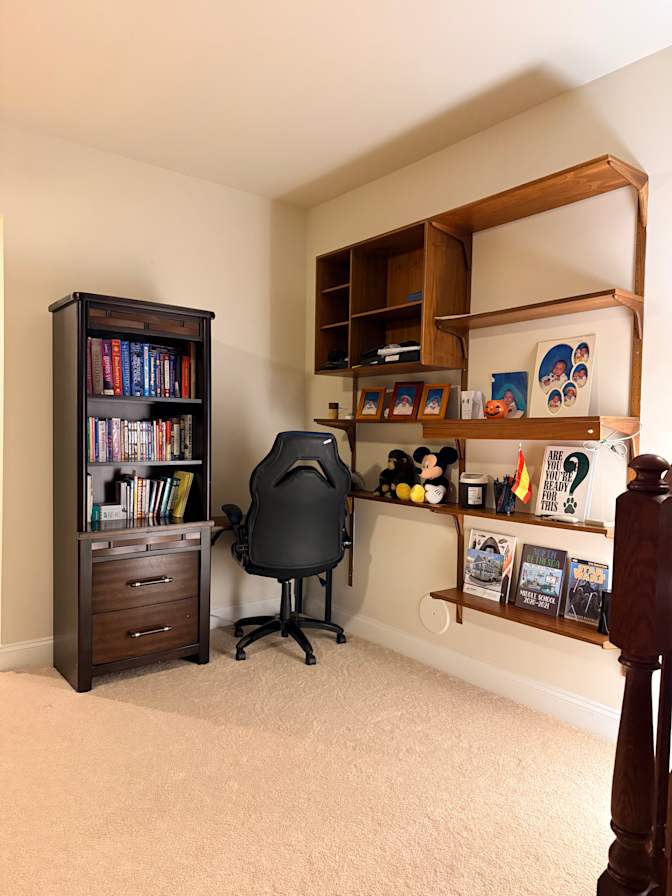 Shelly's room