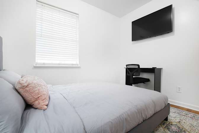 Mihe's room