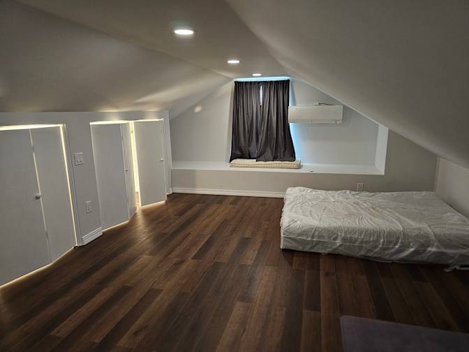 Franco's room