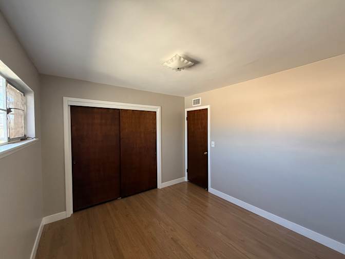 Arnet's room