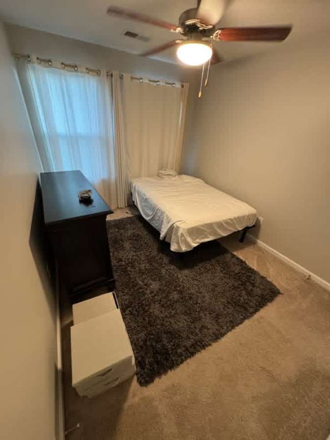 Shantal's room