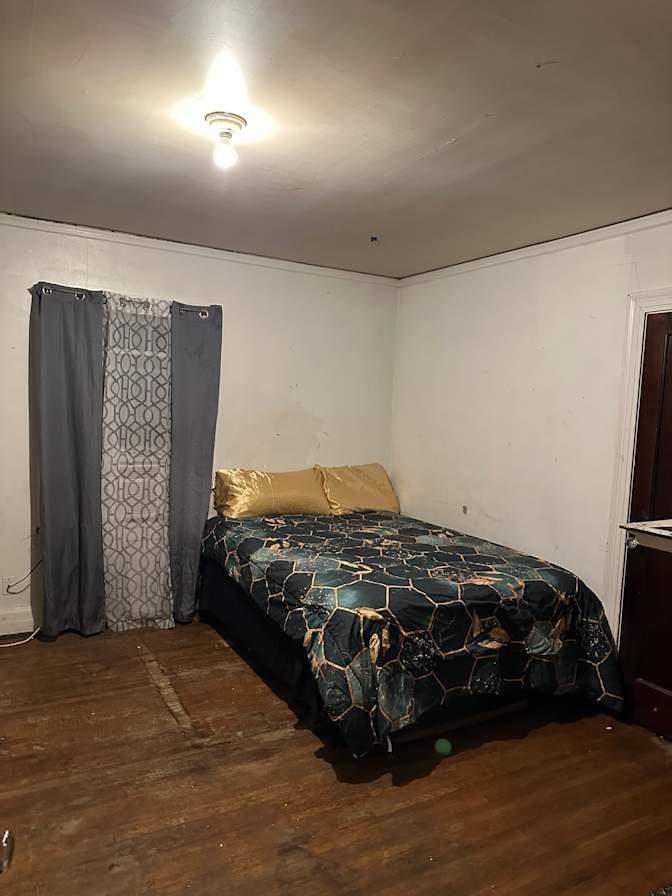 Rome's room