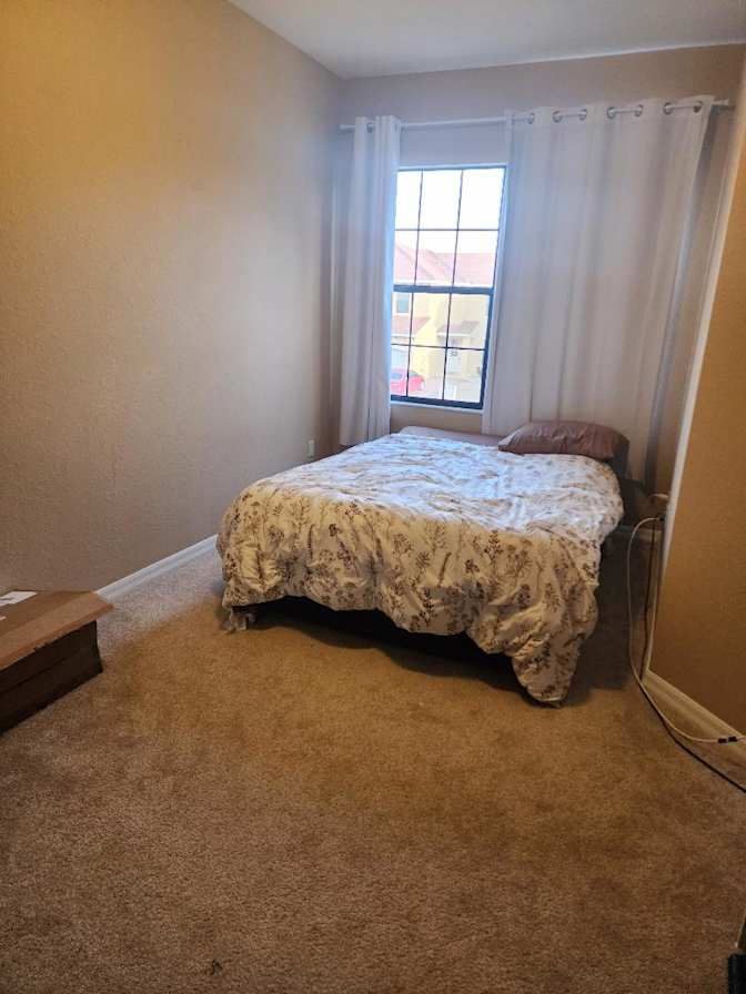 Caroline's room