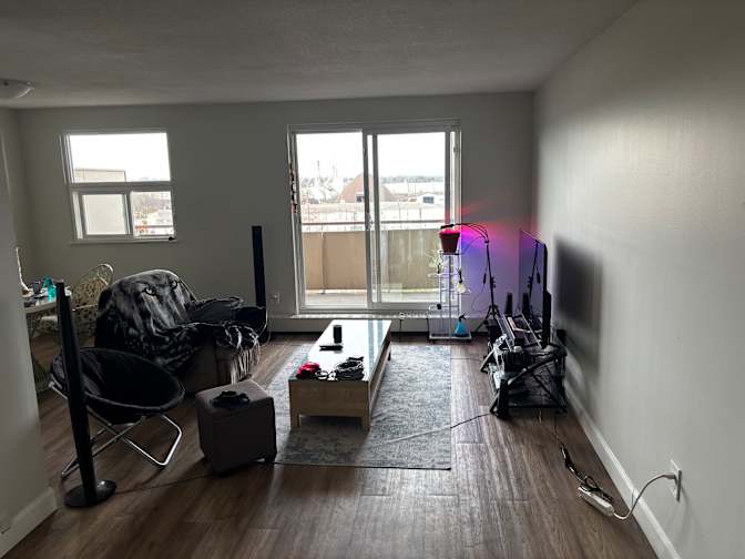 Lenny's room