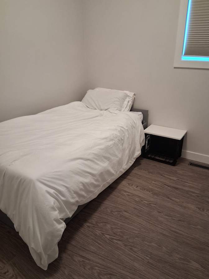 SUSAN SIDDORN's room