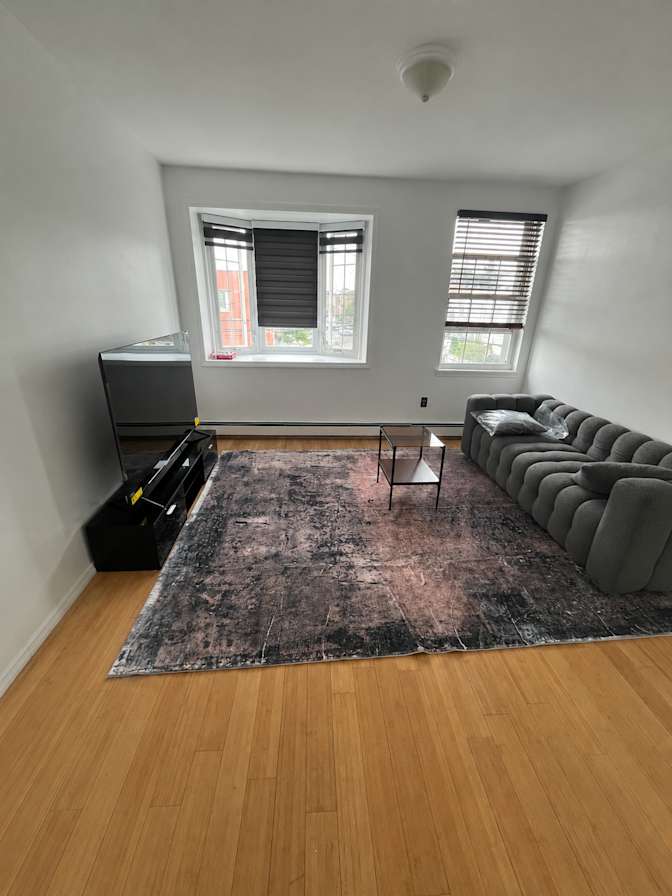 Jonas's room