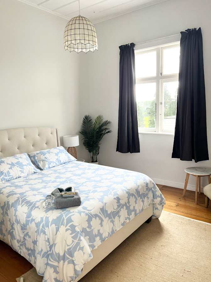 Donna's room