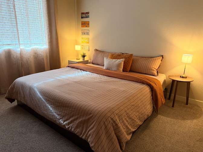 Serena's room
