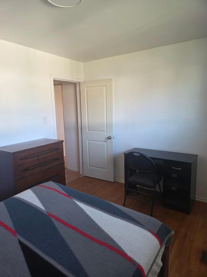 JUANITA MALDONADO's room