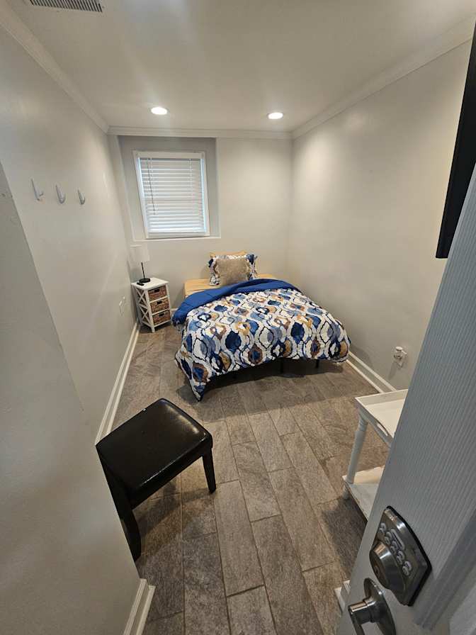 CL&C Property Management and Consulting's room