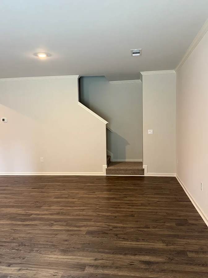 Alcove Rooms's room