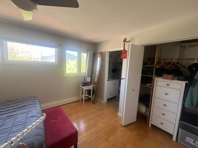 Fernando's room