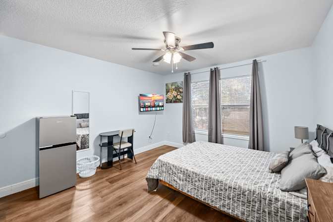 PadSplit's room