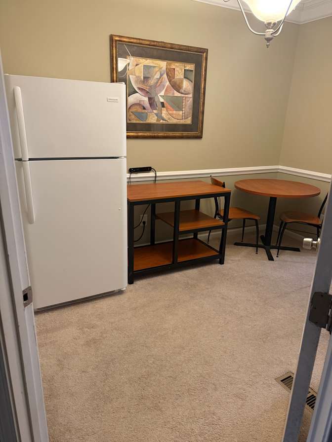 Modern Jalsvc's room