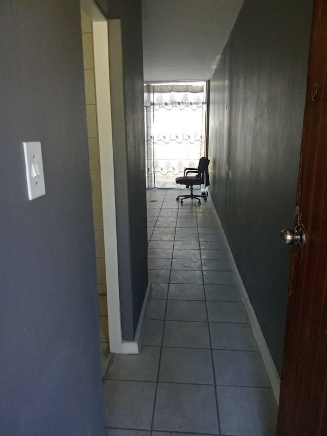 Tirelo's room