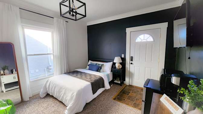 Kayla's room