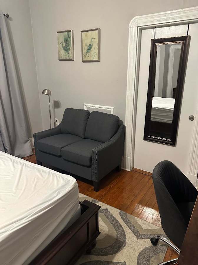 Gail's room
