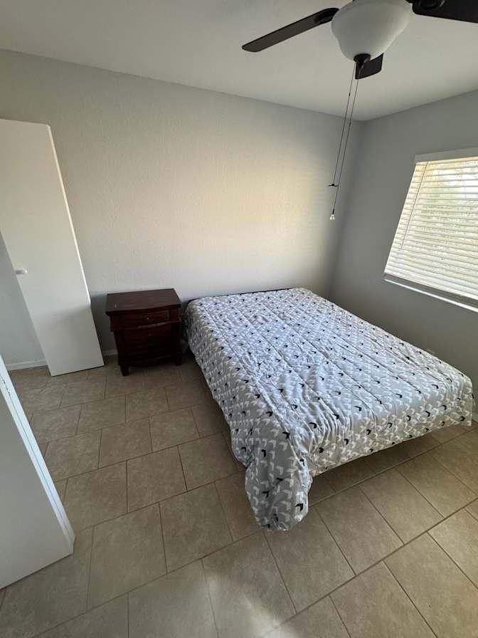 Jorge's room