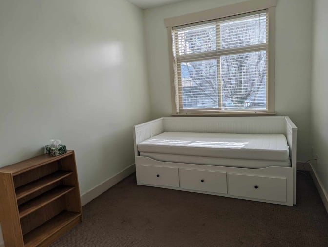 Chaim's room