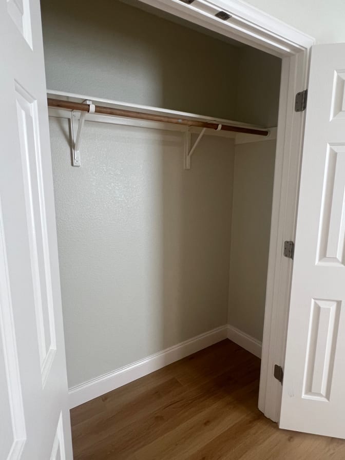 Carlos's room