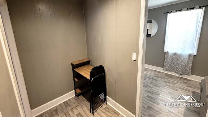 GBU Holdings Group's room