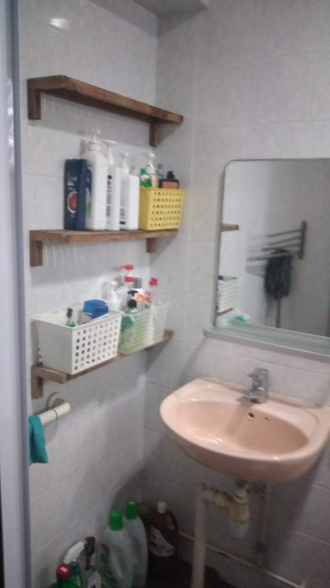 Shu Yih's room