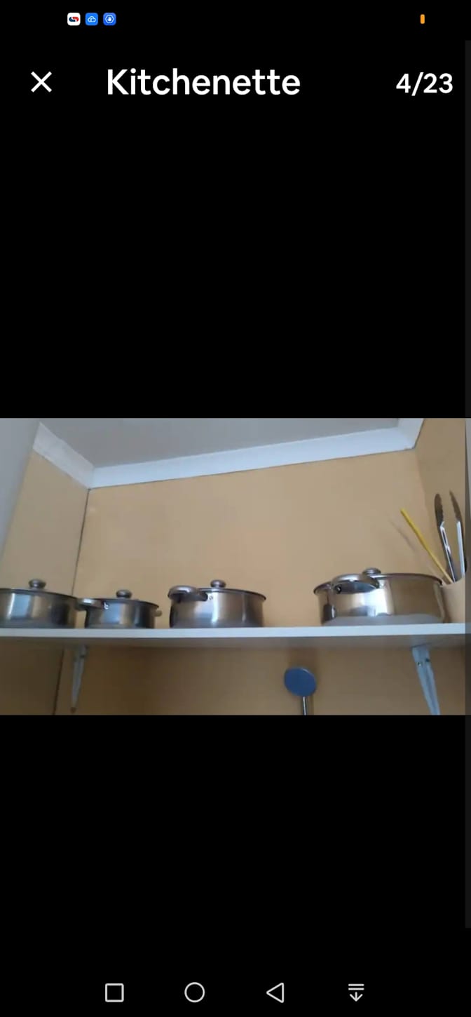 Samantha Davies's room