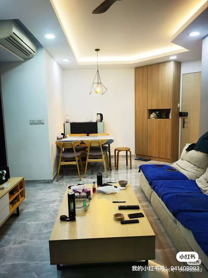 YANG's room